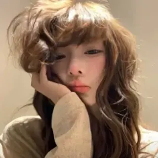 Profile photo of -caicai