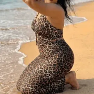 Profile photo of curvyslx