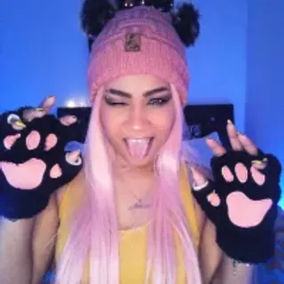 Profile photo of kiarybell__