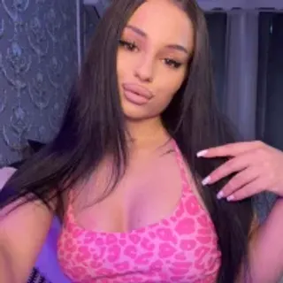 Profile photo of olivia_noor