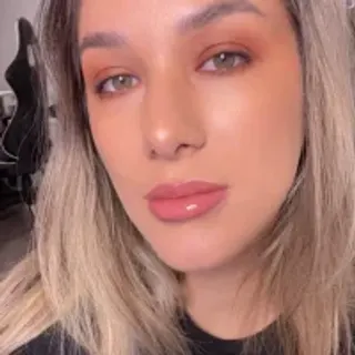 Profile photo of hotxmom_
