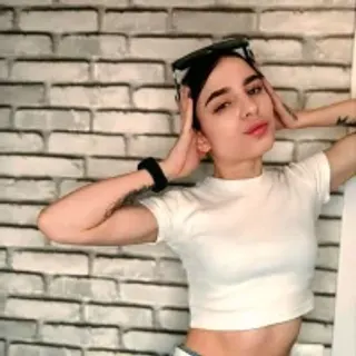Profile photo of emy__angel