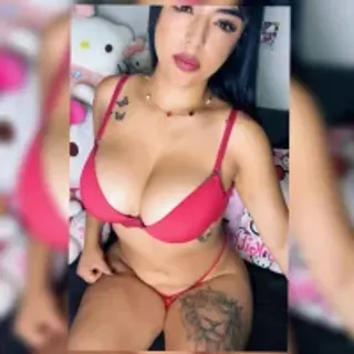 Profile photo of miagirlhot777