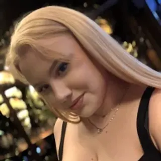 Profile photo of issyteen