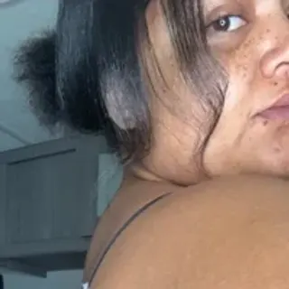 Profile photo of honeyluxe_x