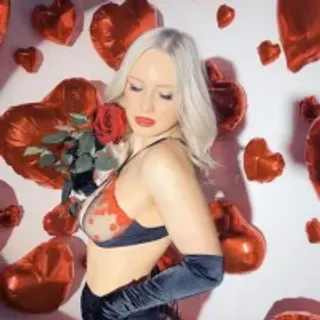 Profile photo of anna_chatstrip