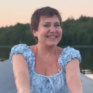 Profile photo of bettybutter_