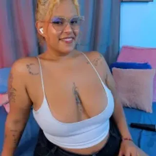 Profile photo of moni_bbw