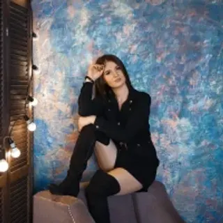Profile photo of mia-vibe