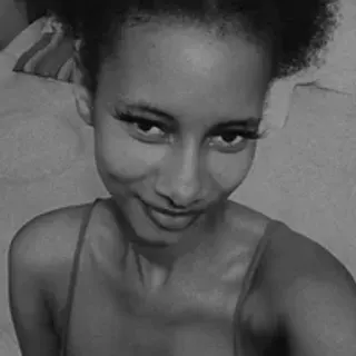 Profile photo of petitepixie7