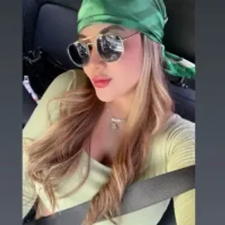Profile photo of zoe_riivas