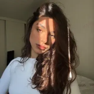 Profile photo of hellirosa