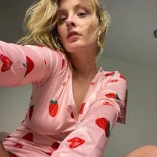 Profile photo of ariana_spring