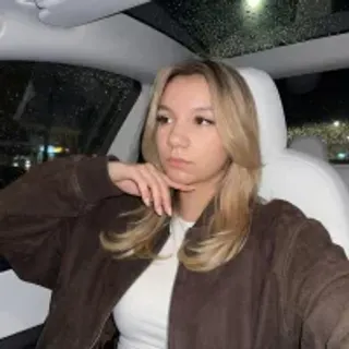 Profile photo of brynnholverson