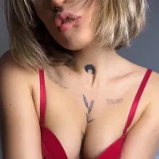 Profile photo of call_me_kara