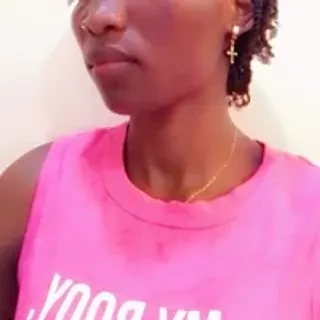 Profile photo of petite_slim
