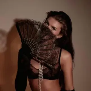 Profile photo of bloomingofvanessa