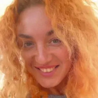 Profile photo of reddgiirl
