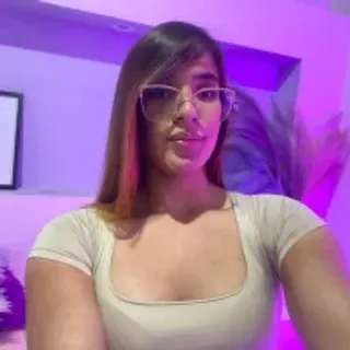 Profile photo of valen_with_pussy