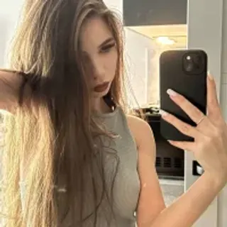 Profile photo of raevella