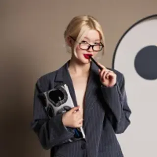 Profile photo of milli_sun_