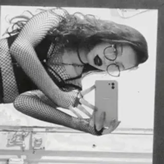 Profile photo of badgirlink_
