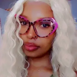 Profile photo of kay-tee