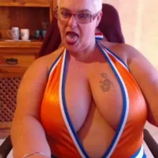 Profile photo of miss_lindah