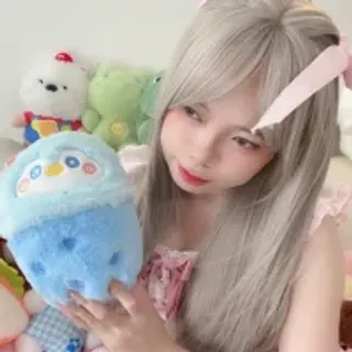 Profile photo of _mimiii_