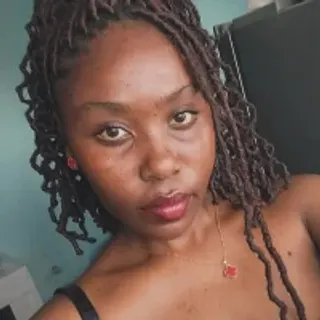 Profile photo of sexyassvivian_