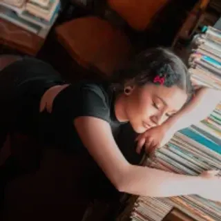 Profile photo of zoemoon1_