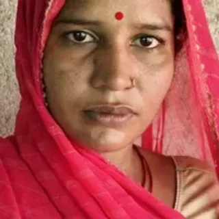 Profile photo of hot_seema83