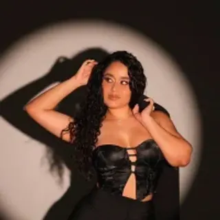 Profile photo of sabrinashark