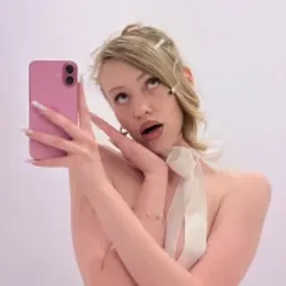 Profile photo of evahamilton