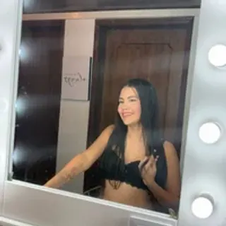 Profile photo of naomi_west_xxx