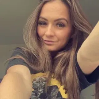 Profile photo of fallongrayxo
