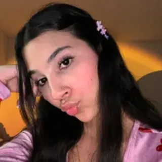 Profile photo of mia__lopez_