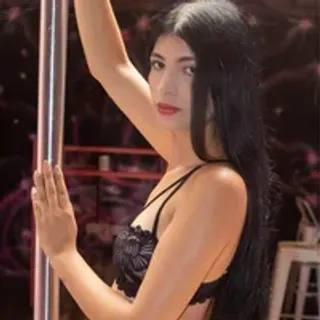 Profile photo of crystalyounng__