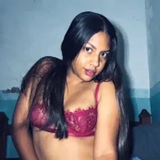 Profile photo of curvy_mystery_