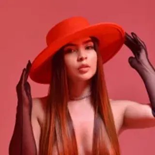 Profile photo of emily_bennett