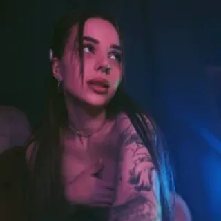Profile photo of _mininika_