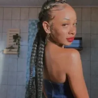 Profile photo of marialorenaah