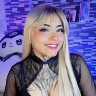 Profile photo of sophiia_cherry