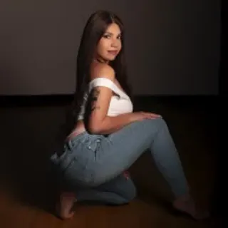 Profile photo of bluee_hazell