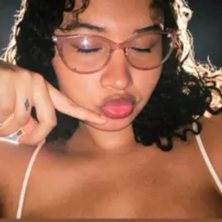 Profile photo of lena_ricci_