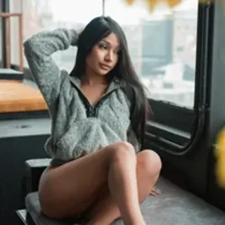 Profile photo of anniie_queen