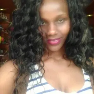 Profile photo of pinky-lips