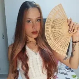 Profile photo of moon_kas