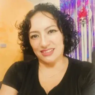 Profile photo of scarlet_wet