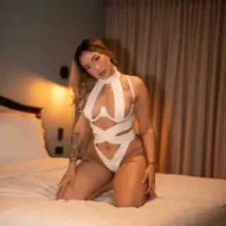 Profile photo of rebe_